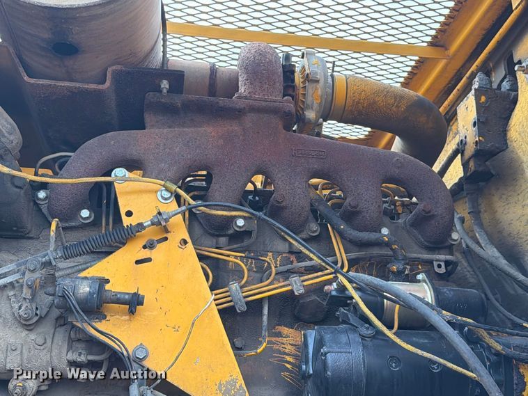 image for item FK3800 1990 John Deere 690D-LC excavator