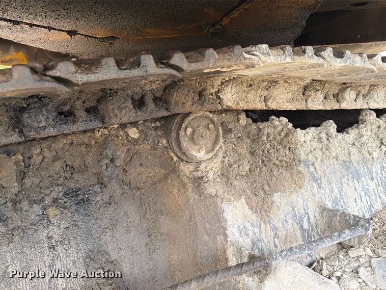 image for item FK3800 1990 John Deere 690D-LC excavator
