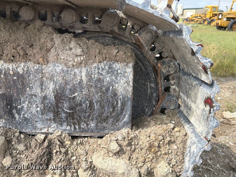 image for item FK3800 1990 John Deere 690D-LC excavator