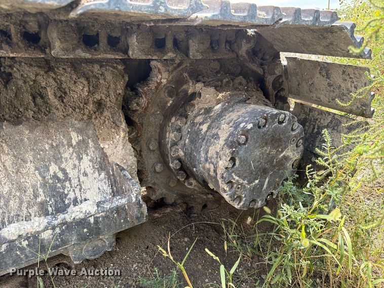 image for item FK3800 1990 John Deere 690D-LC excavator