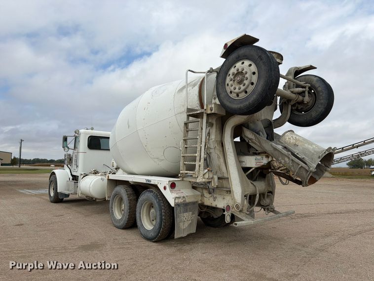 image for item FK3801 1999 Peterbilt 357 ready mix truck