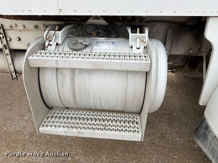 image for item FK3801 1999 Peterbilt 357 ready mix truck