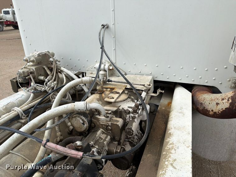 image for item FK3801 1999 Peterbilt 357 ready mix truck