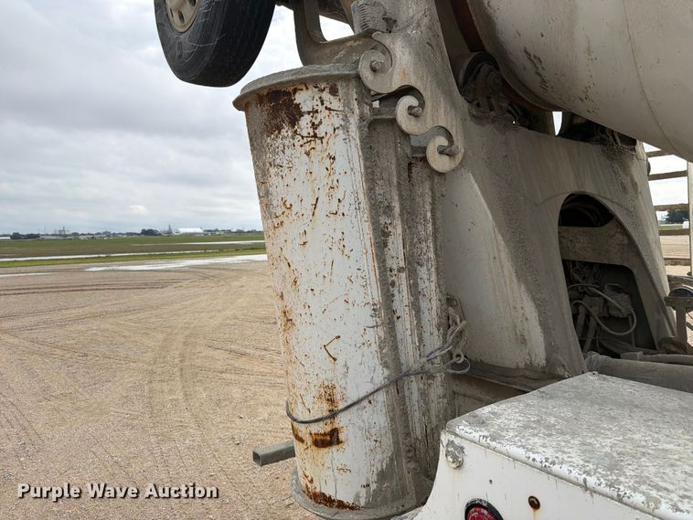 image for item FK3801 1999 Peterbilt 357 ready mix truck