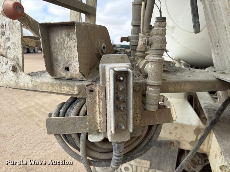 image for item FK3801 1999 Peterbilt 357 ready mix truck
