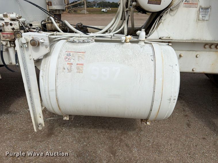 image for item FK3801 1999 Peterbilt 357 ready mix truck