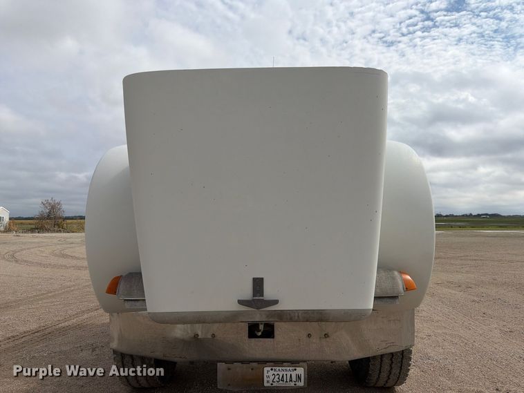 image for item FK3801 1999 Peterbilt 357 ready mix truck