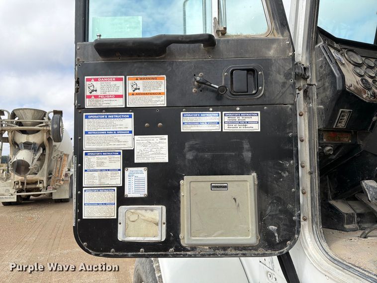 image for item FK3801 1999 Peterbilt 357 ready mix truck