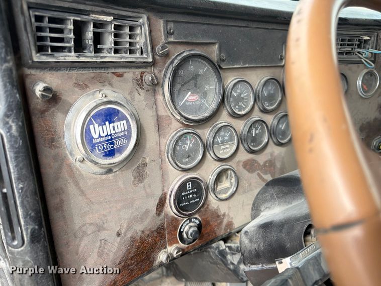 image for item FK3801 1999 Peterbilt 357 ready mix truck