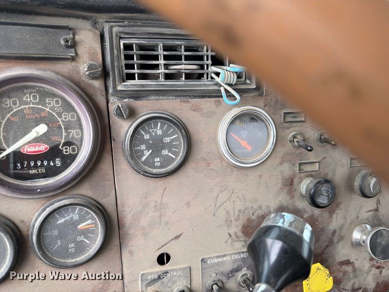 image for item FK3801 1999 Peterbilt 357 ready mix truck