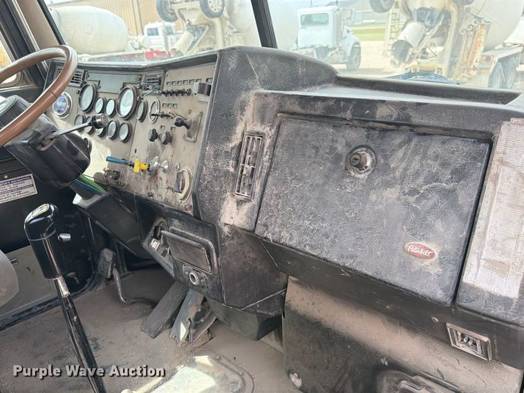 image for item FK3801 1999 Peterbilt 357 ready mix truck