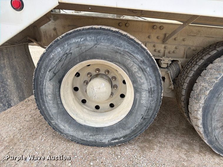 image for item FK3801 1999 Peterbilt 357 ready mix truck