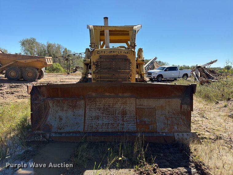 image for item FK3804 1970 Caterpillar D7 dozer