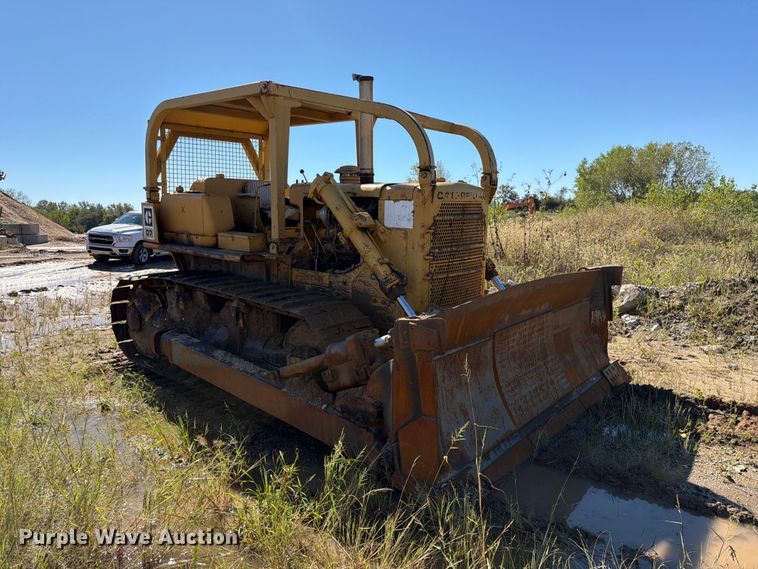 image for item FK3804 1970 Caterpillar D7 dozer
