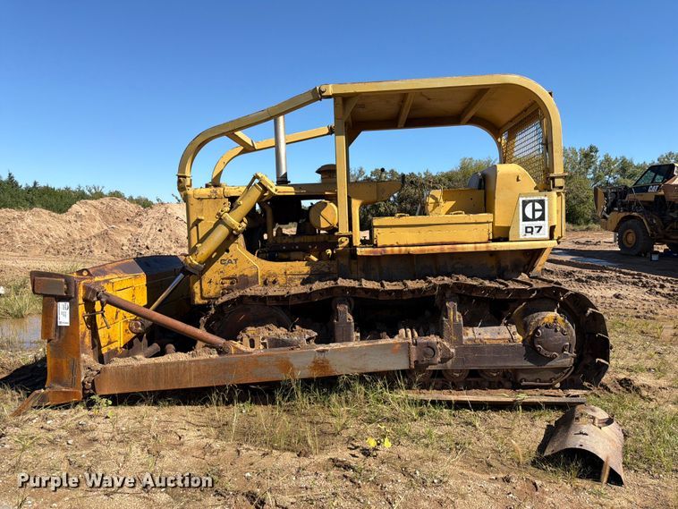 image for item FK3804 1970 Caterpillar D7 dozer