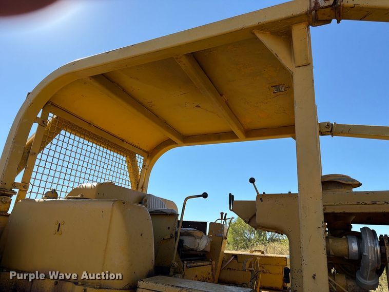 image for item FK3804 1970 Caterpillar D7 dozer