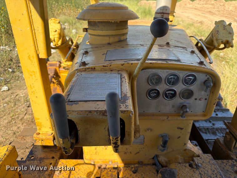 image for item FK3804 1970 Caterpillar D7 dozer