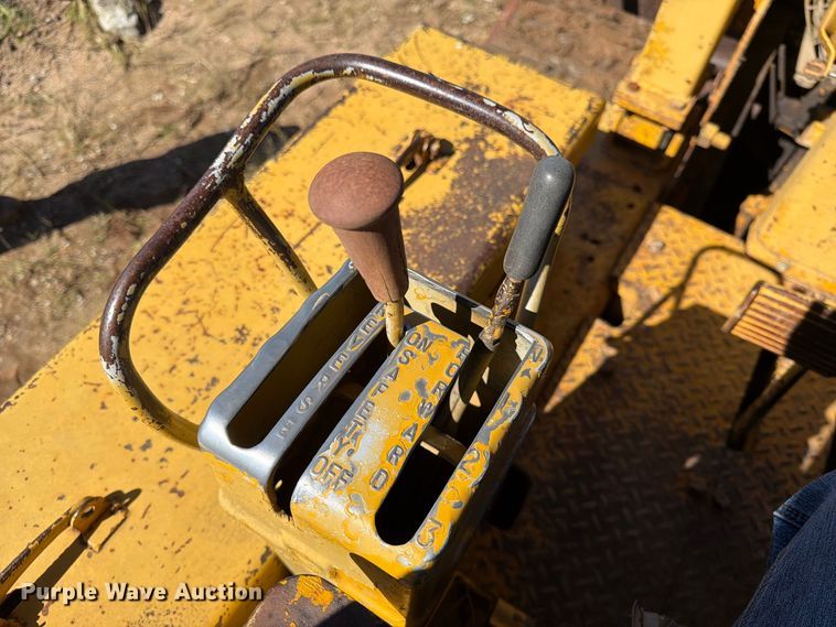 image for item FK3804 1970 Caterpillar D7 dozer