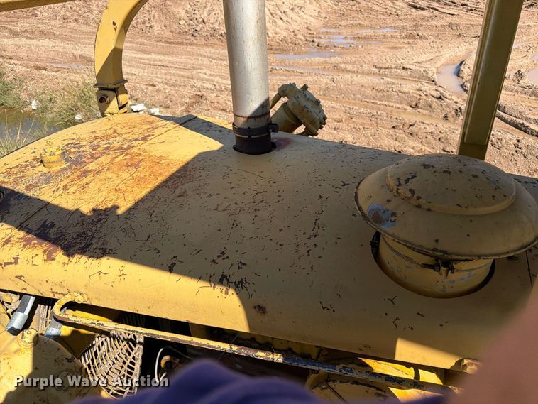 image for item FK3804 1970 Caterpillar D7 dozer