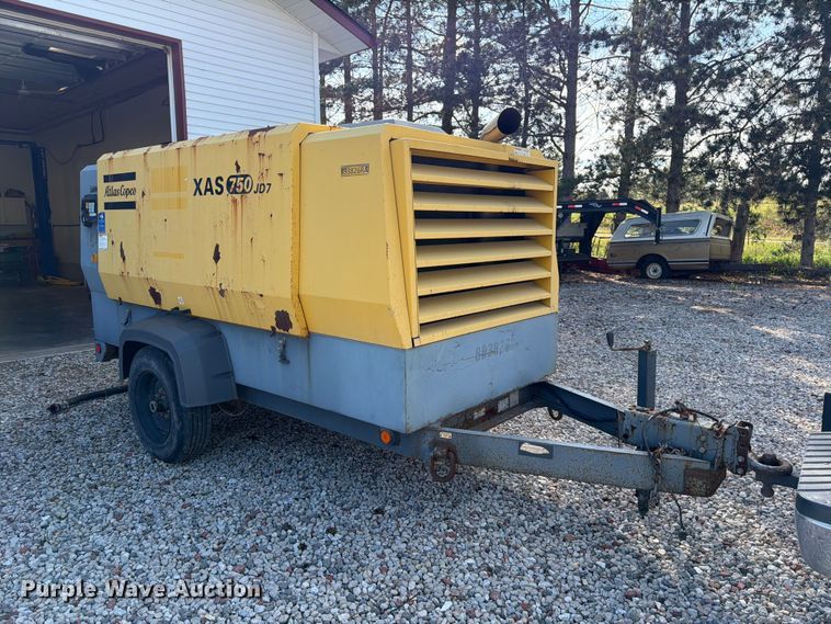 image for item FK3810 2011 Atlas Copco XAS 750 JD7 air compressor