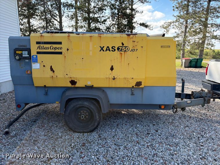 image for item FK3810 2011 Atlas Copco XAS 750 JD7 air compressor