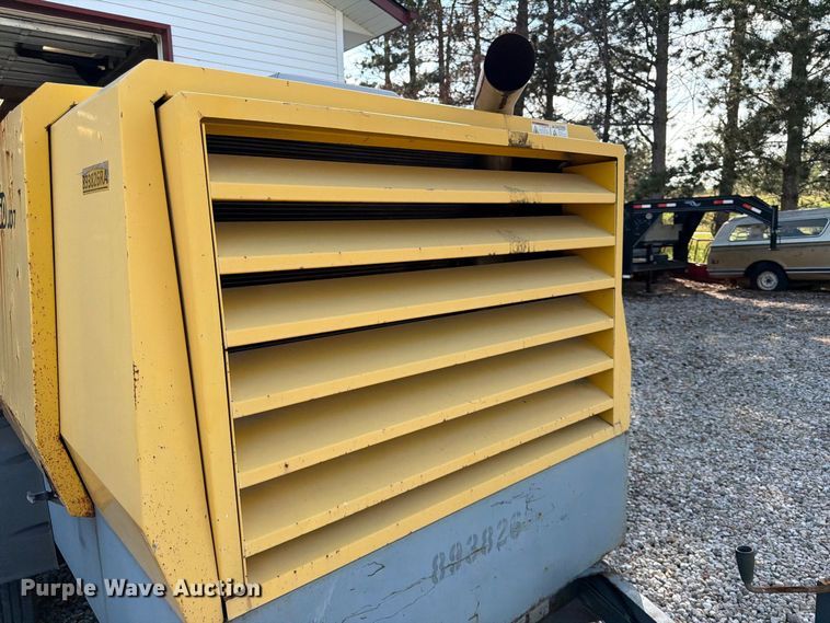 image for item FK3810 2011 Atlas Copco XAS 750 JD7 air compressor