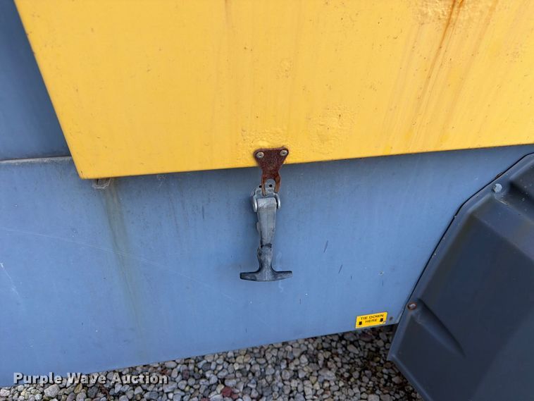 image for item FK3810 2011 Atlas Copco XAS 750 JD7 air compressor