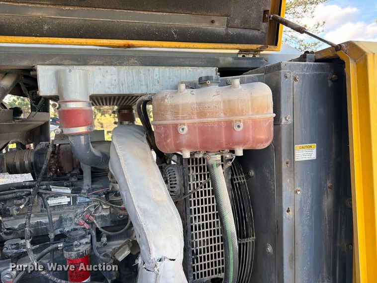 image for item FK3810 2011 Atlas Copco XAS 750 JD7 air compressor