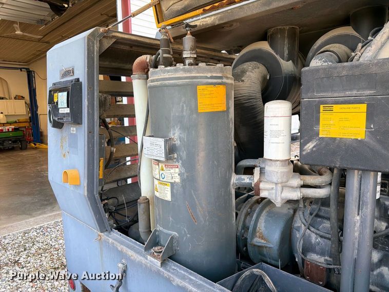 image for item FK3810 2011 Atlas Copco XAS 750 JD7 air compressor