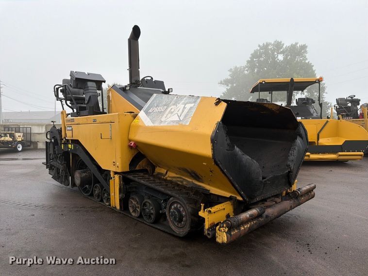 image for item FK3811 2011 Caterpillar AP655D paver