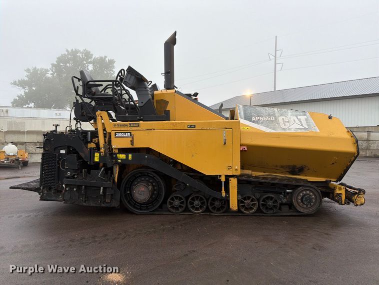 image for item FK3811 2011 Caterpillar AP655D paver