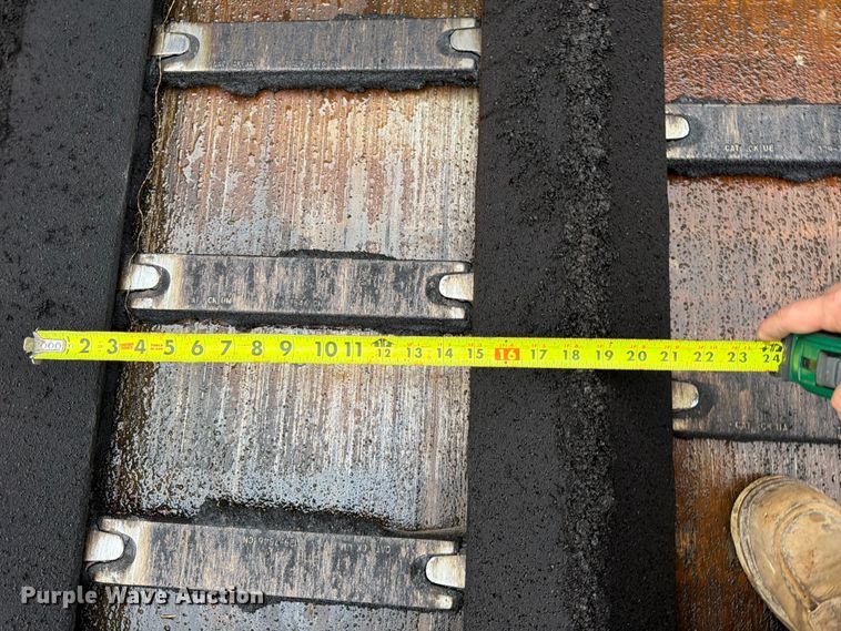 image for item FK3811 2011 Caterpillar AP655D paver