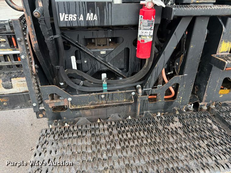image for item FK3811 2011 Caterpillar AP655D paver