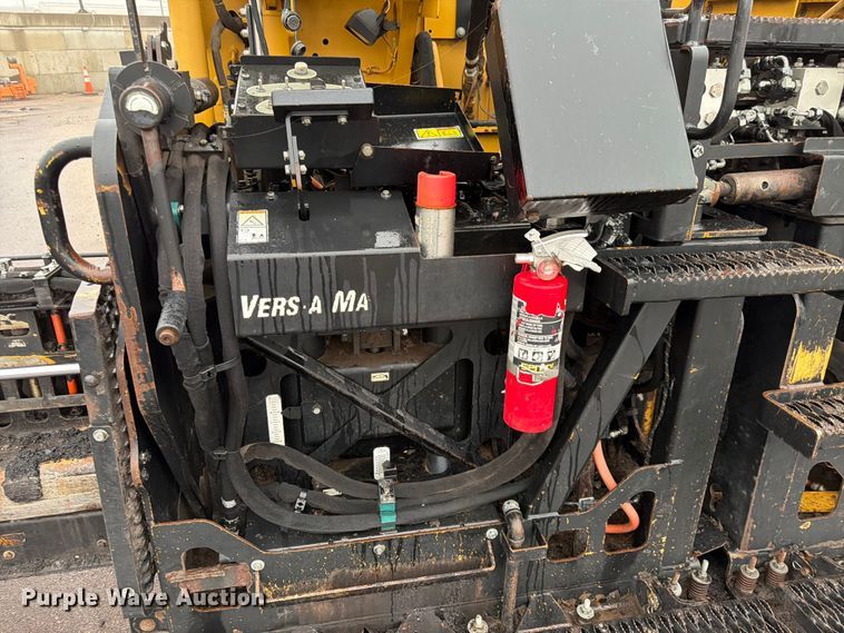 image for item FK3811 2011 Caterpillar AP655D paver