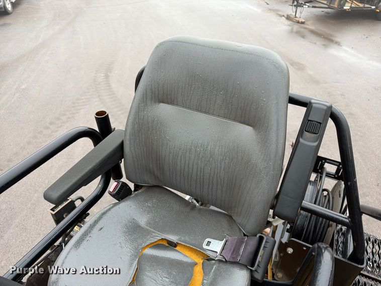 image for item FK3811 2011 Caterpillar AP655D paver