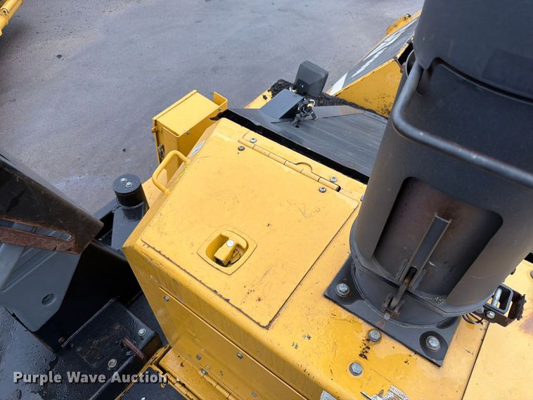 image for item FK3811 2011 Caterpillar AP655D paver