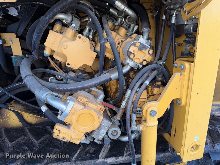 image for item FK3811 2011 Caterpillar AP655D paver