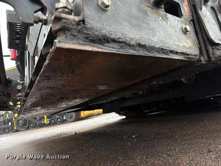 image for item FK3811 2011 Caterpillar AP655D paver