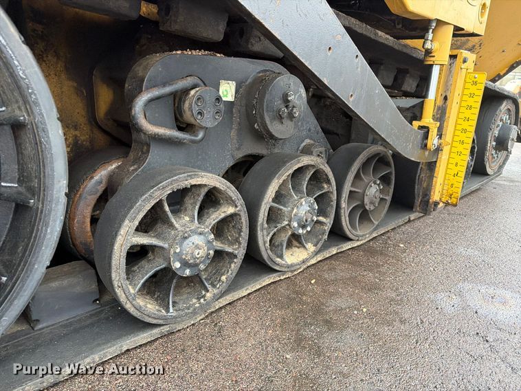 image for item FK3811 2011 Caterpillar AP655D paver