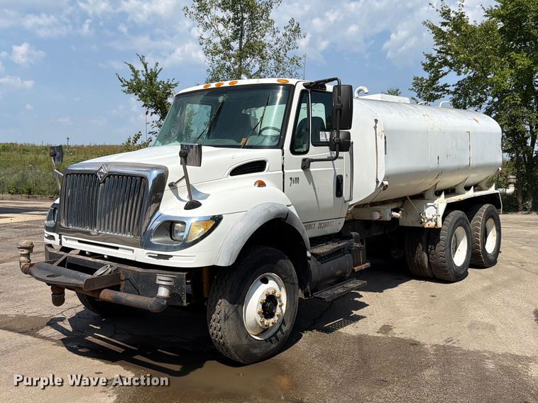 2006 International WorkStar 7600 water truck