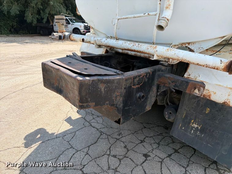 image for item FK4135 2006 International WorkStar 7600 water truck
