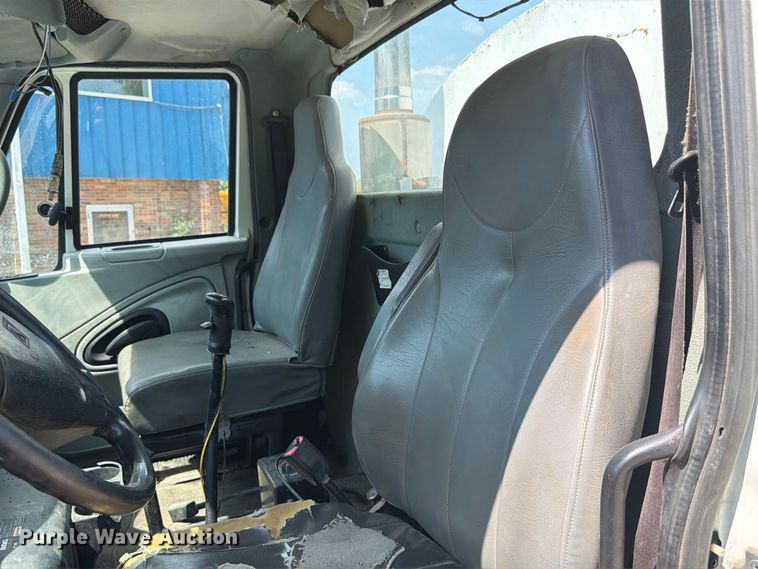 image for item FK4135 2006 International WorkStar 7600 water truck