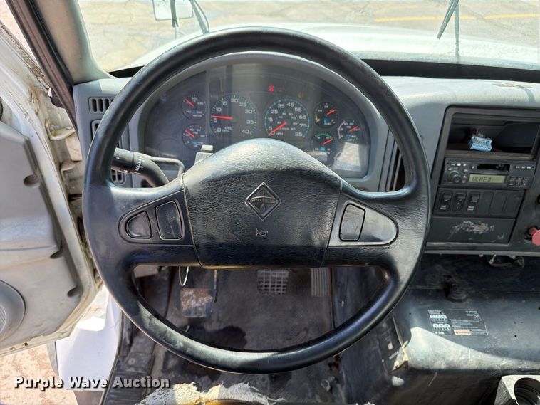 image for item FK4135 2006 International WorkStar 7600 water truck