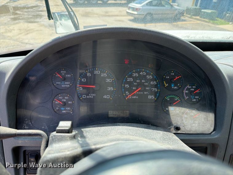image for item FK4135 2006 International WorkStar 7600 water truck