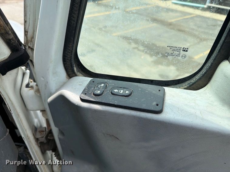image for item FK4135 2006 International WorkStar 7600 water truck