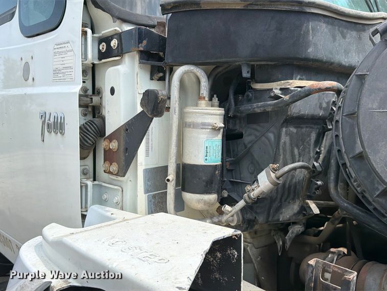 image for item FK4135 2006 International WorkStar 7600 water truck