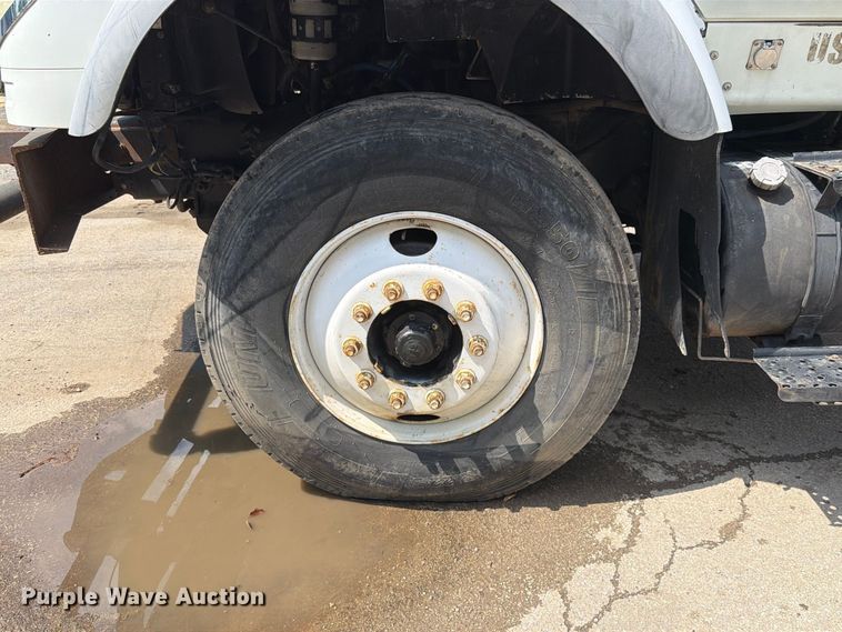 image for item FK4135 2006 International WorkStar 7600 water truck