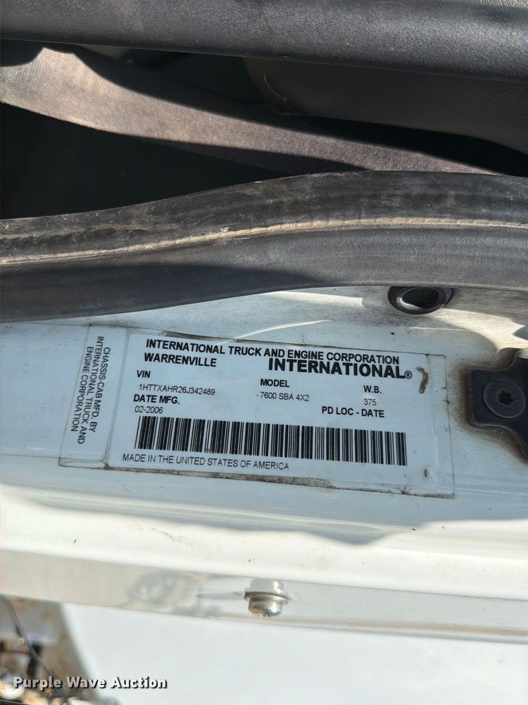 image for item FK4135 2006 International WorkStar 7600 water truck