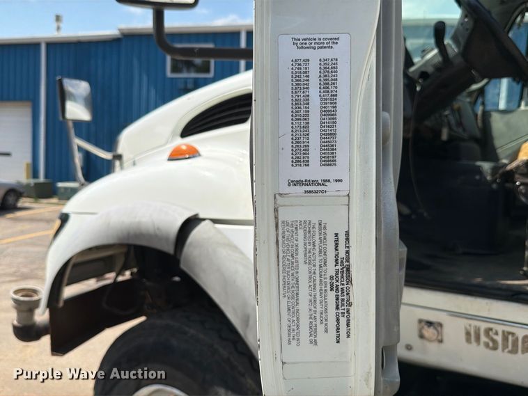 image for item FK4135 2006 International WorkStar 7600 water truck