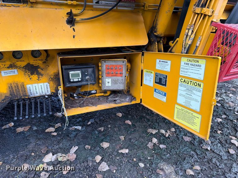 image for item FK4139 Morbark PT737 trommel screen